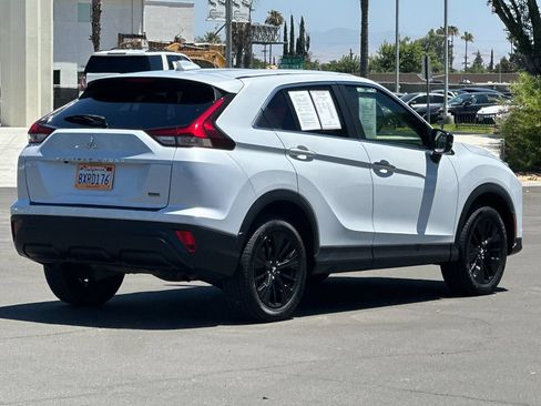 Used 2022 Mitsubishi Eclipse Cross LE AWD/4WD image 3