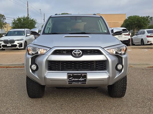 Used 2017 Toyota 4Runner TRD Off-Road Premium AWD/4WD image 10