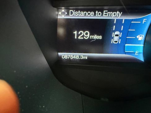 Used 2016 Ford Fusion Titanium image 16