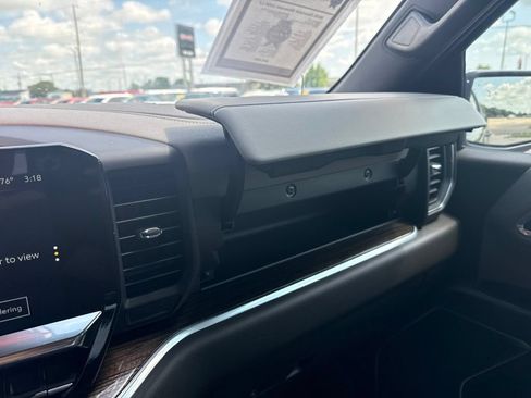 Used 2025 Chevrolet Silverado 1500 LT w/ All Star Edition Plus RWD image 31