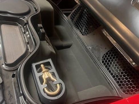 Used 2005 Ford GT RWD image 9