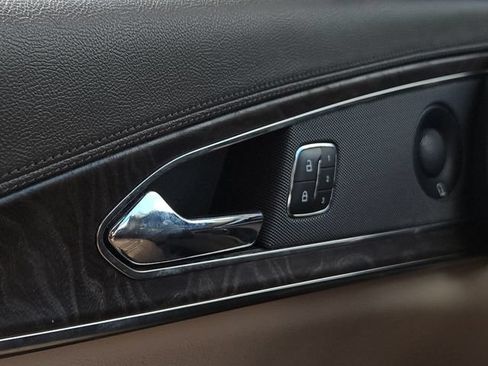 Used 2019 Lincoln Nautilus Reserve AWD/4WD image 17
