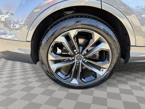 New 2026 Audi Q7 3.0T Premium Plus AWD/4WD image 10