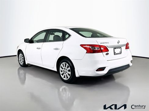 Used 2017 Nissan Sentra S image 7