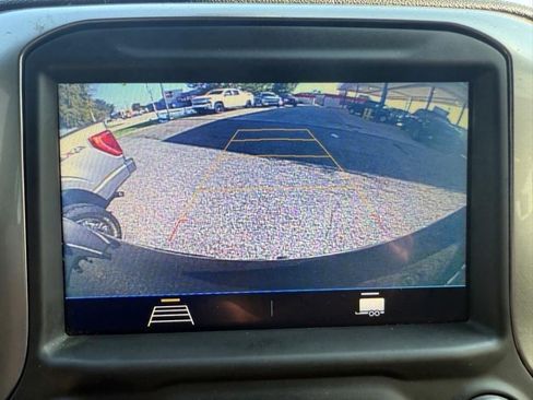 Used 2019 Chevrolet Silverado 1500 LT w/ Texas Edition image 37