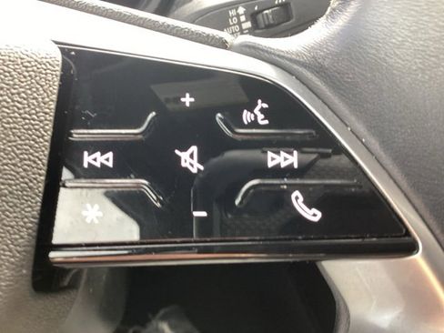 Used 2022 Audi Q4 e-tron Premium w/ Convenience Package image 15