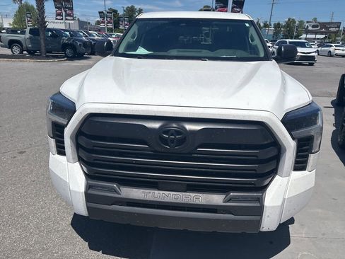Used 2024 Toyota Tundra SR5 w/ SR5 Premium Package AWD/4WD image 11