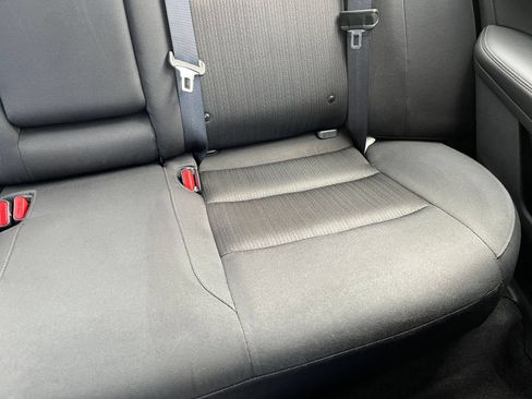 Used 2025 Nissan Altima 2.5 SV FWD image 37