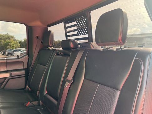 Used 2021 Ford F250 Lariat w/ Lariat Value Package AWD/4WD image 11