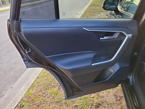 Used 2024 Toyota RAV4 XLE image 30