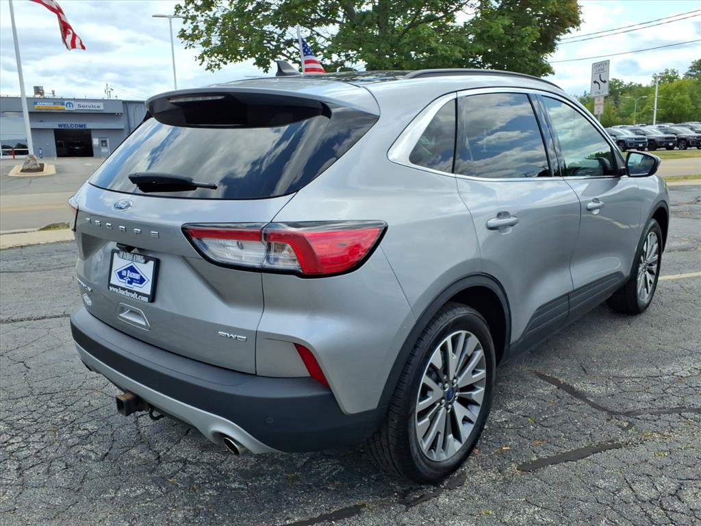 Used 2022 Ford Escape Titanium w/ Class II Trailer Tow Package AWD/4WD image 7