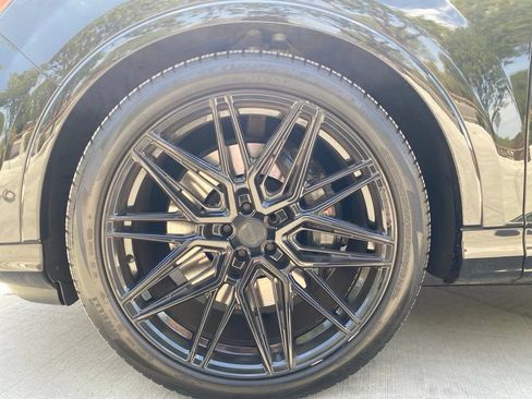 Used 2021 Audi SQ7 Premium Plus w/ Executive Package AWD/4WD image 8