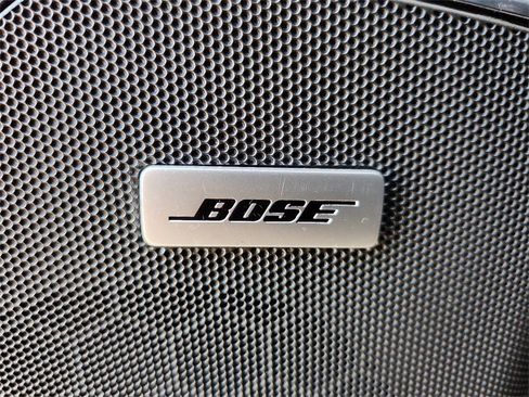 Used 2019 Cadillac Escalade ESV Premium Luxury image 14