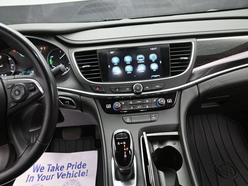 Used 2018 Buick LaCrosse Essence w/ Sun and Shade Package FWD image 25