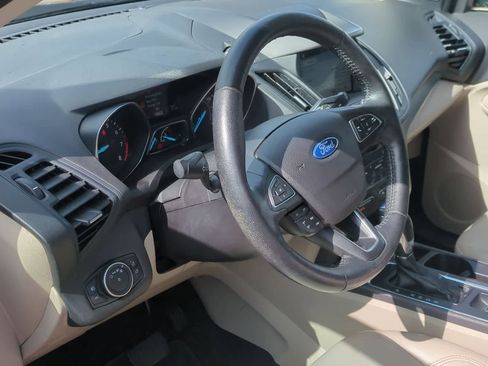 Used 2019 Ford Escape SEL AWD/4WD image 10