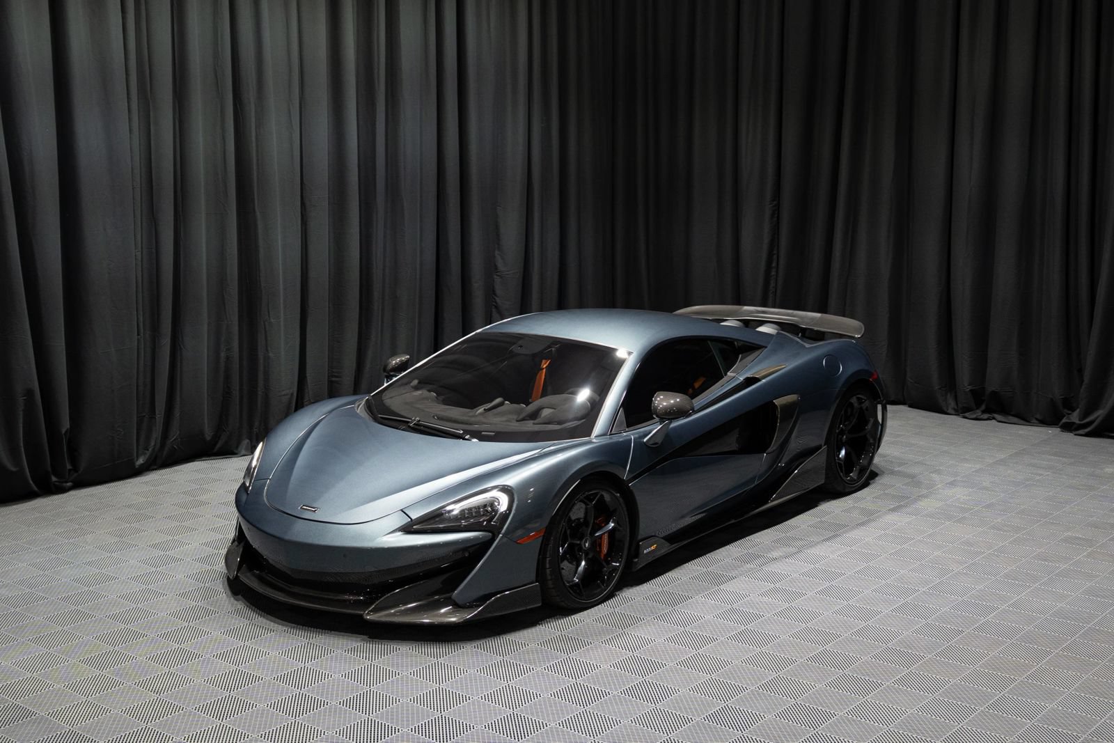 Used 2019 McLaren 600LT RWD image 2