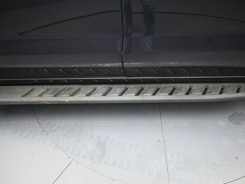 Used 2024 Chevrolet Silverado 1500 LT Trail Boss w/ LT Trail Boss Premium Package image 10