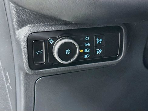 Used 2025 Ford Explorer ST-Line w/ ST-Line Street Pack AWD/4WD image 14