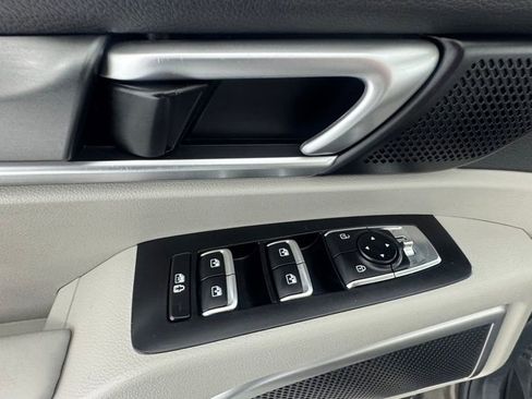 Used 2022 Kia Telluride S FWD image 20