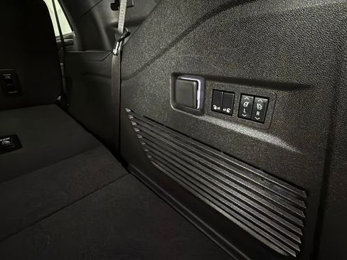 Certified 2025 Chevrolet Tahoe RST w/ Comfort Package AWD/4WD image 32