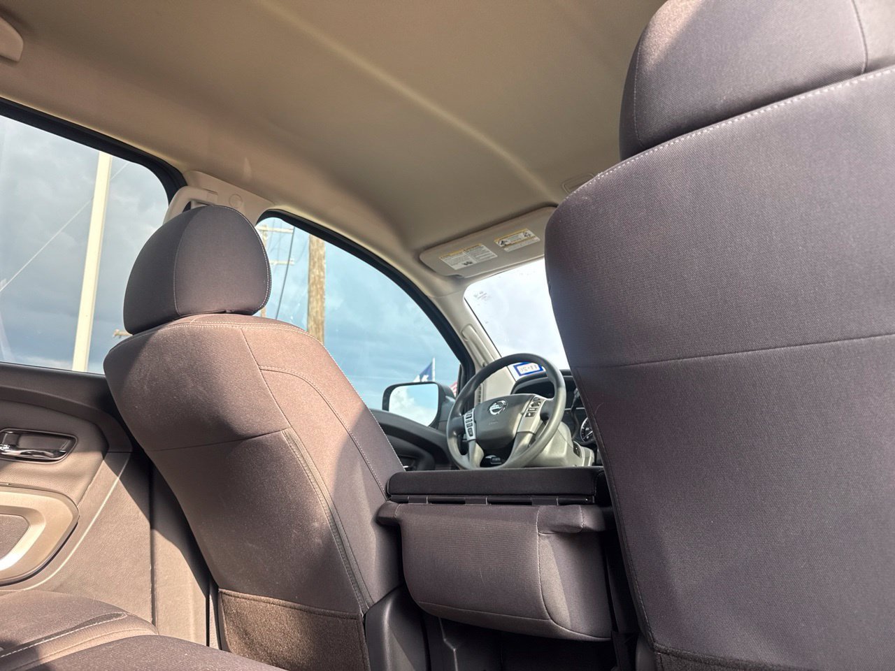 Certified 2022 Nissan Titan SV w/ Accessory Utility Package RWD image 33