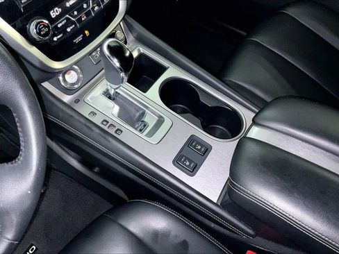 Used 2023 Nissan Murano SV AWD/4WD image 18
