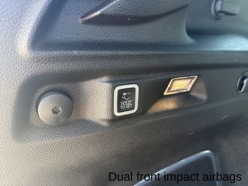 Used 2023 Jeep Grand Cherokee L Limited AWD/4WD image 41