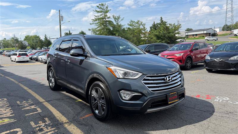 Used 2016 Hyundai Santa Fe SE w/ Option Group 02 AWD/4WD image 2