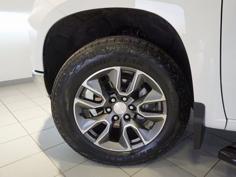 Certified 2023 Chevrolet Silverado 1500 LT image 29