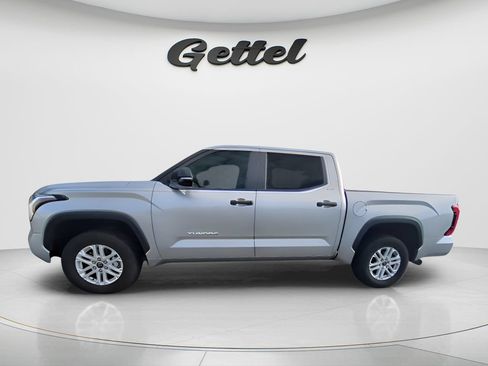 Used 2024 Toyota Tundra SR5 w/ SR5 Convenience Package AWD/4WD image 15