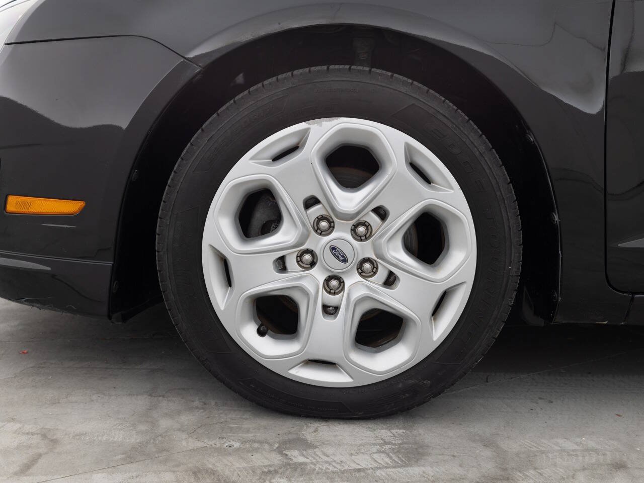 Used 2010 Ford Fusion SE FWD image 17