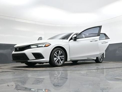 Used 2024 Honda Civic LX image 44