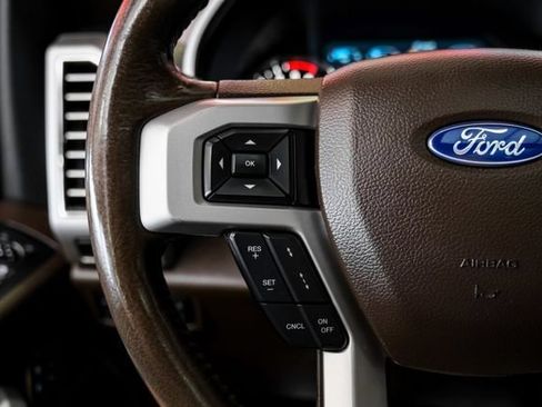 Used 2018 Ford F150 King Ranch w/ Equipment Group 601A Luxury AWD/4WD image 19
