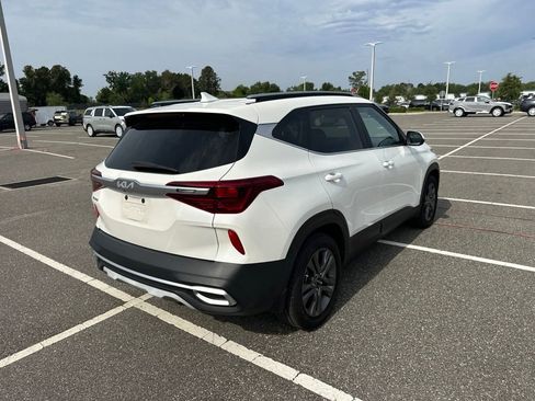 Certified 2023 Kia Seltos S FWD image 7