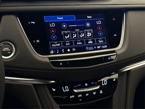 New 2025 Cadillac XT6 Luxury image 26