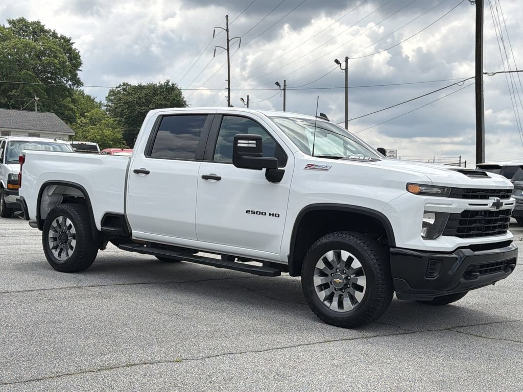 Used 2024 Chevrolet Silverado 2500 Custom w/ Custom Convenience Package AWD/4WD image 10