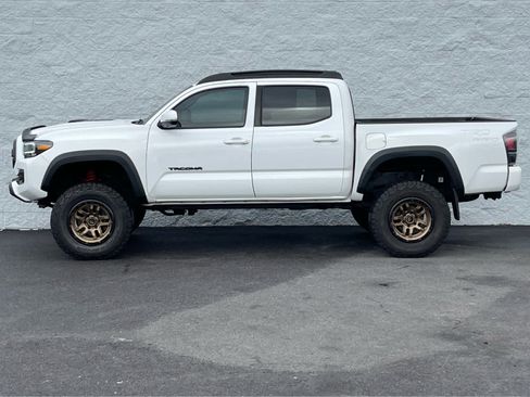 Used 2022 Toyota Tacoma TRD Pro image 4