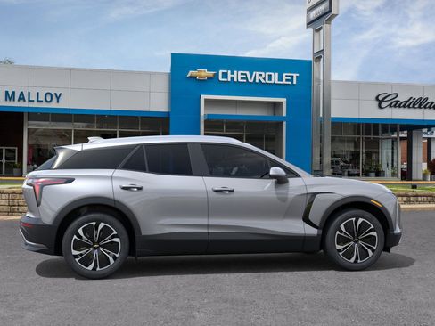 New 2026 Chevrolet Blazer EV LT image 5
