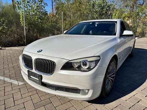 Used 2012 BMW 740Li image 5