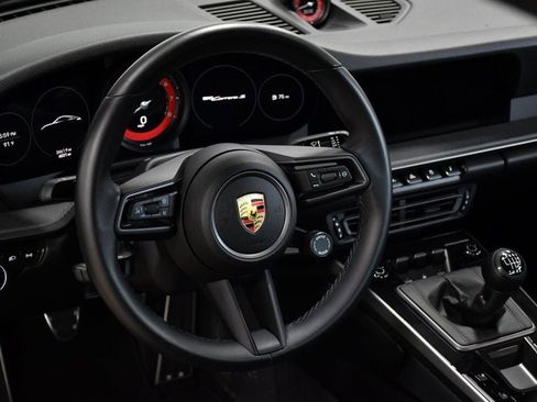 Used 2021 Porsche 911 Carrera S RWD image 23