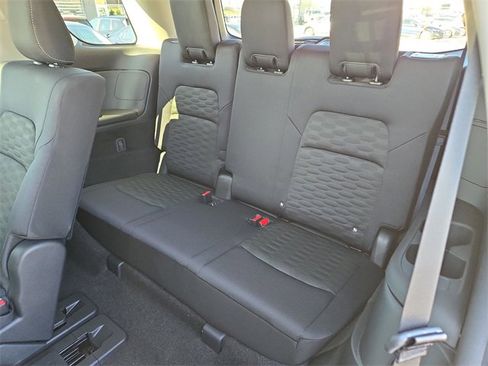 New 2025 Nissan Pathfinder SV w/ Black Appearance Package image 38