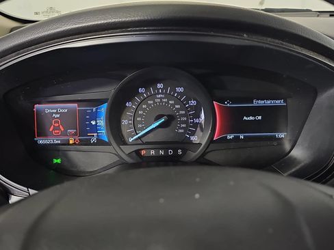 Used 2018 Ford Fusion SE w/ Equipment Group 201A FWD image 18