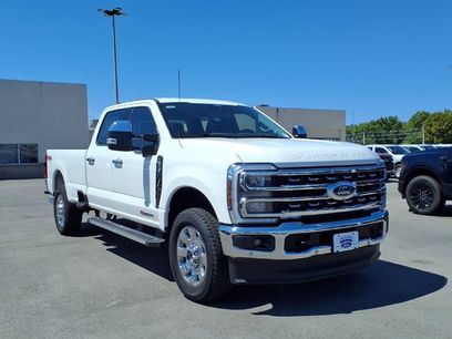 New 2026 Ford F350 Lariat w/ Lariat Premium Package