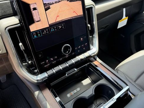 New 2026 GMC Yukon Denali RWD image 17