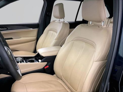 Used 2022 Jeep Grand Cherokee Limited 4xe image 19