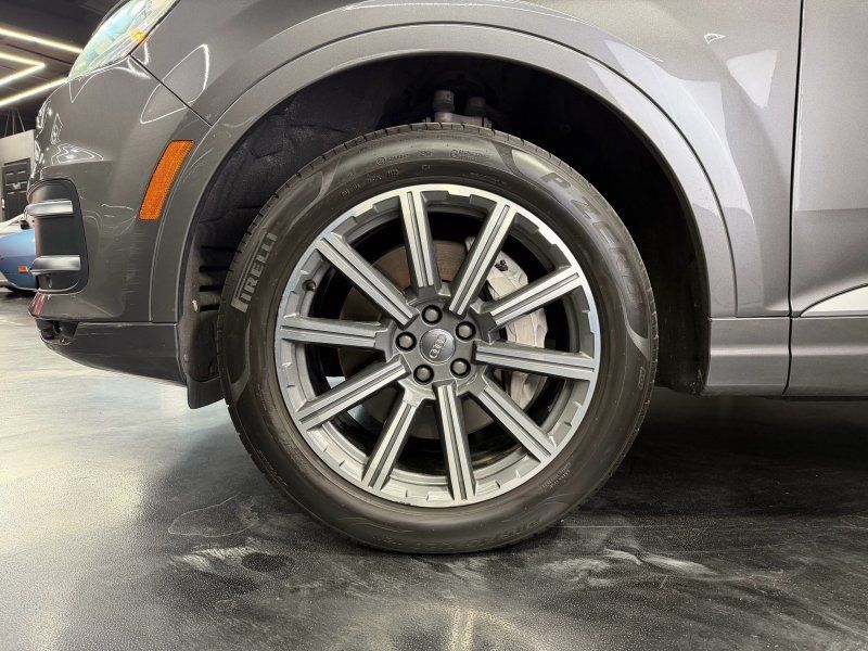 Used 2019 Audi Q7 2.0T Premium Plus w/ Premium Plus Package AWD/4WD image 27