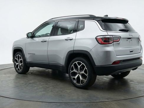 Used 2025 Jeep Compass Limited AWD/4WD image 6