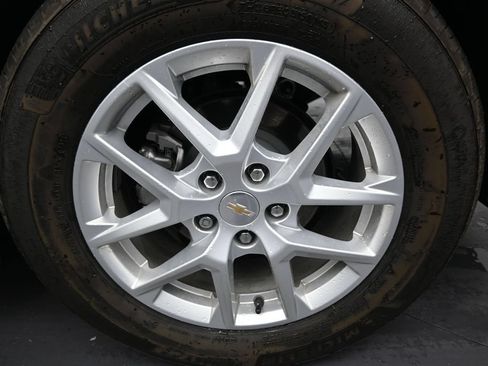 Used 2022 Chevrolet Equinox LT FWD image 10