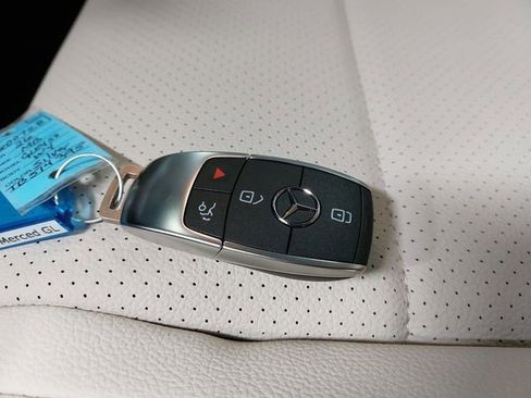 Used 2026 Mercedes-Benz GLE 450 4MATIC image 38