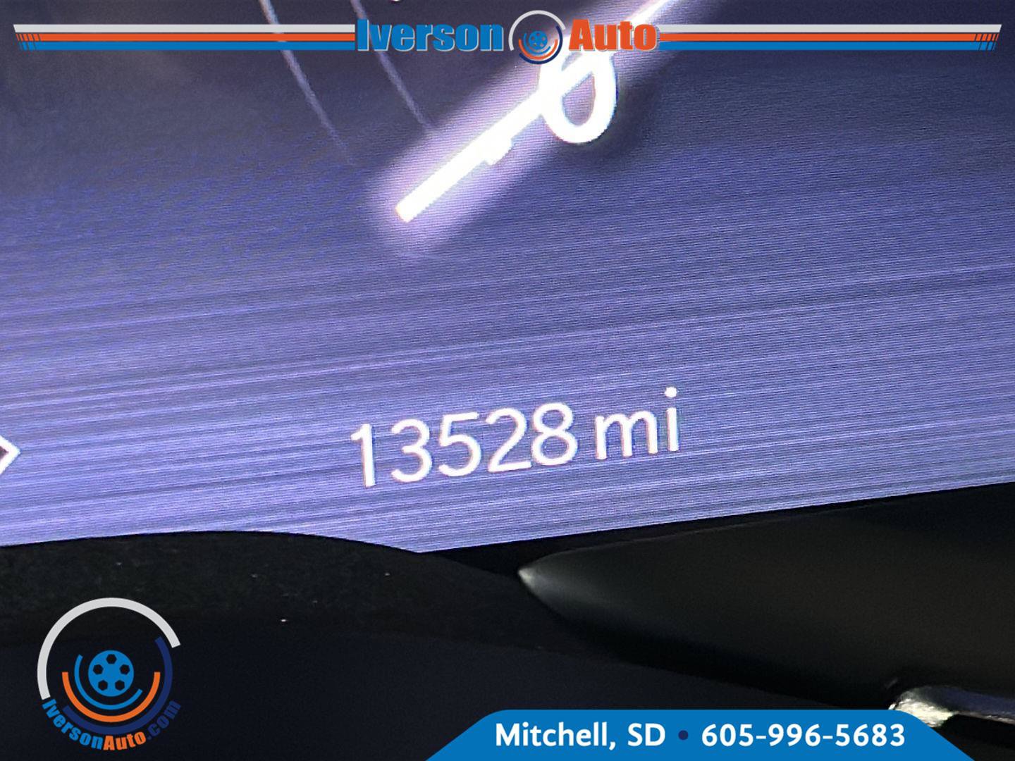 Used 2025 RAM 1500 Laramie w/ Night Edition AWD/4WD image 18